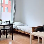 Appartamento Komfortable In Zentral Mit Kompletter Ausstattung