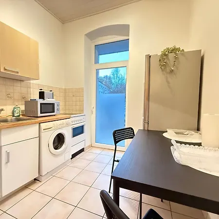 Komfortable Unterkuenfte In Zentral & Voll Ausgestattet Fuer Geschaeftsreisende Apartment *