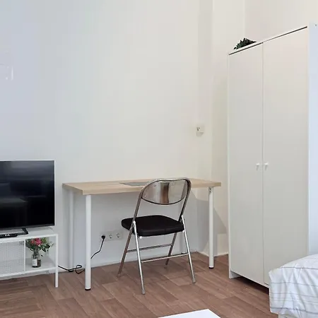 Komfortable Unterkuenfte In Zentral & Voll Ausgestattet Fuer Geschaeftsreisende Apartment *