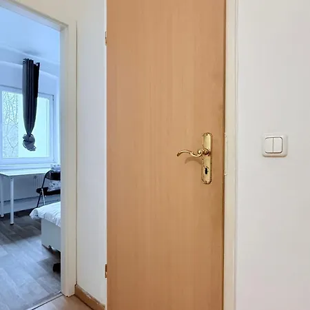 Komfortable Unterkuenfte In Zentral & Voll Ausgestattet Fuer Geschaeftsreisende *