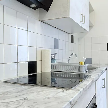 Apartamento Komfortable In Zentral Mit Kompletter Ausstattung