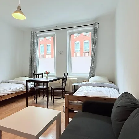 Komfortable In Zentral Mit Kompletter Ausstattung Apartamento Kiel