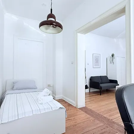 Komfortable Unterkuenfte In Zentral & Voll Ausgestattet Fuer Geschaeftsreisende Apartment *